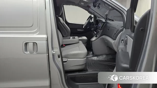 Hyundai The New Grand Starex 2019 Серебряный из Кореи, фото 2