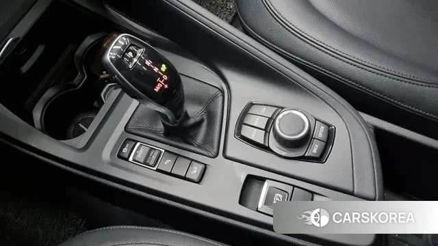 BMW X1 (F48) 2018 Белый из Кореи, фото 2