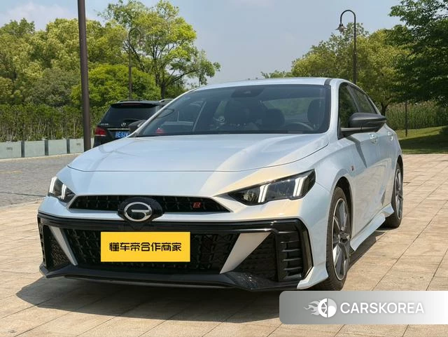 GAC Trumpchi Shadow Leopard 2025 Серебристо-серый из Китая, фото 2