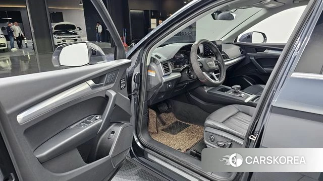 Audi Q5 (FY) 2021 Серый из Кореи, фото 2