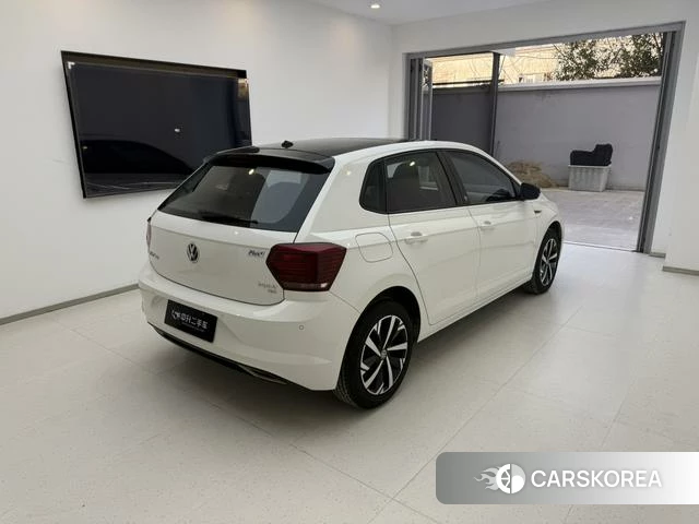 Volkswagen Polo 2020 Белый из Китая, фото 2
