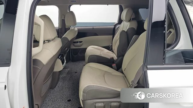 Kia Carnival 4th generation 2023 Белый из Кореи, фото 2