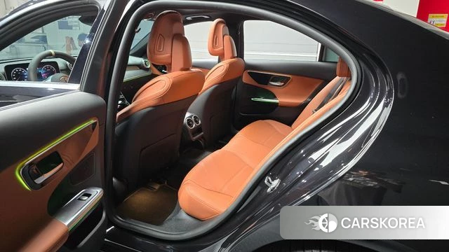 Mercedes-Benz C-Class W206 2023 Черный из Кореи, фото 2