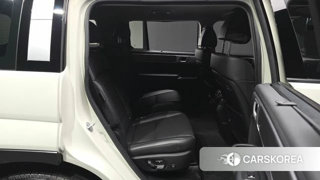 Hyundai Santa Fe (MX5) 2023 Жемчужный цвет из Кореи, фото 2