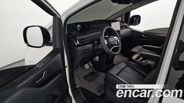 Hyundai Staria 2023 Белый из Кореи, фото 2