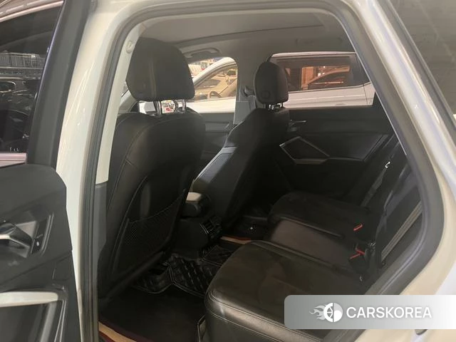 Audi Q3 2021 Белый из Китая, фото 2