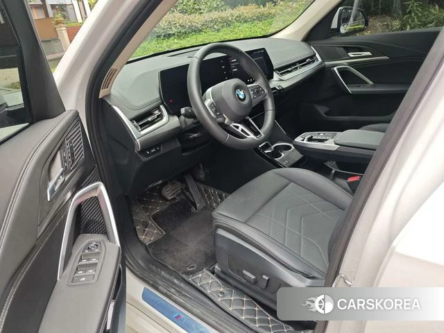 BMW X1 2023 Белый из Китая, фото 2