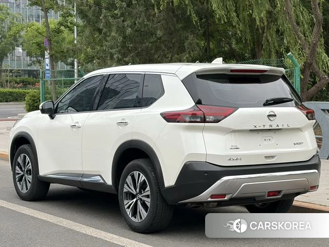 Nissan Qijun 2022 Белый из Китая, фото 2