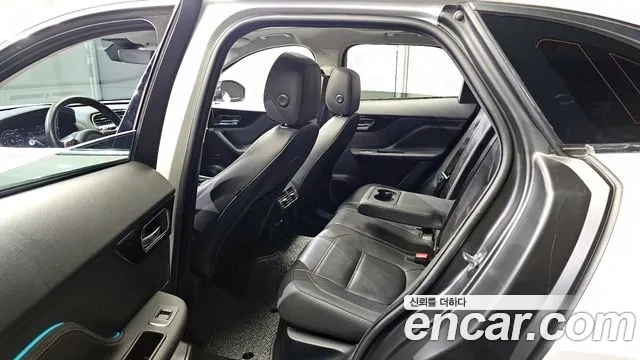 Jaguar F-PACE 2019 Белый из Кореи, фото 2