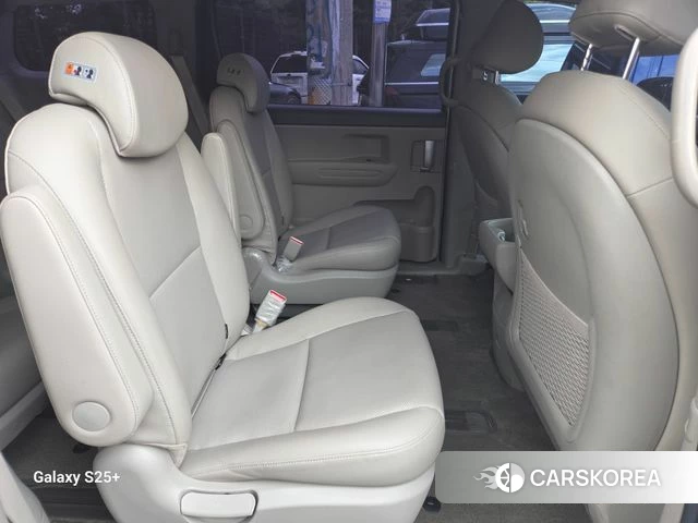 Kia All New Carnival 2018 Серебряный из Кореи, фото 2