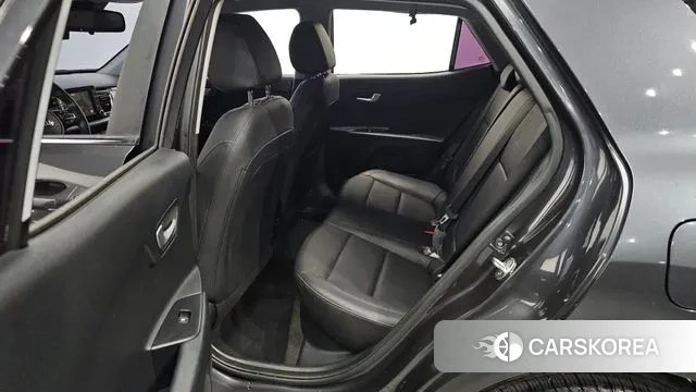 Kia Stonic 2018 Серый из Кореи, фото 2