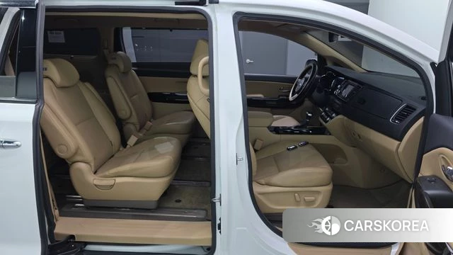 Kia The New Carnival 2018 Белый из Кореи, фото 2