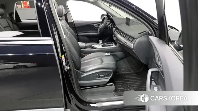 Audi Q7 (4M) 2019 Черный из Кореи, фото 2