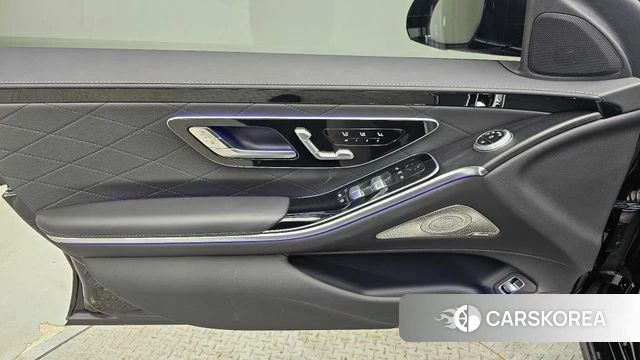 Mercedes-Benz S-Class W223 2025 Черный из Кореи, фото 2