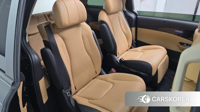 Kia Carnival 4th generation 2023 Черный из Кореи, фото 2