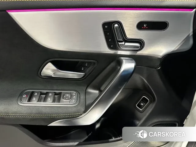 Mercedes-Benz CLA-Class C118 2025 Белый из Кореи, фото 2