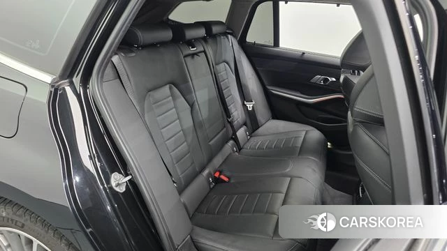 BMW 3 Series (G20) 2022 Черный из Кореи, фото 2