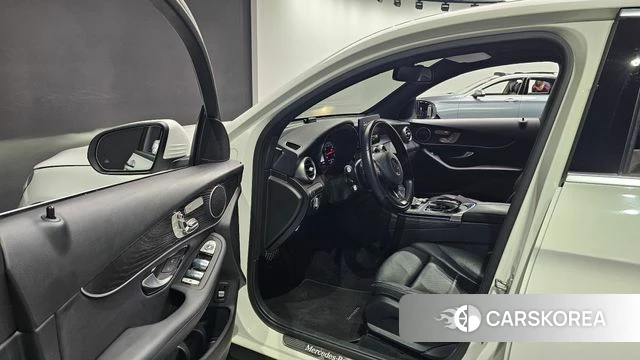 Mercedes-Benz GLC-Class X253 2019 Белый из Кореи, фото 2