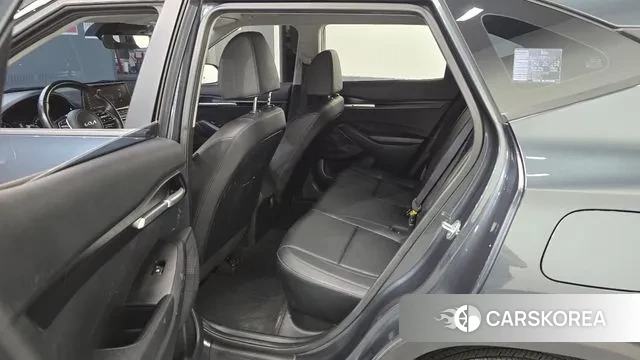 Kia Seltos 2021 Серый из Кореи, фото 2