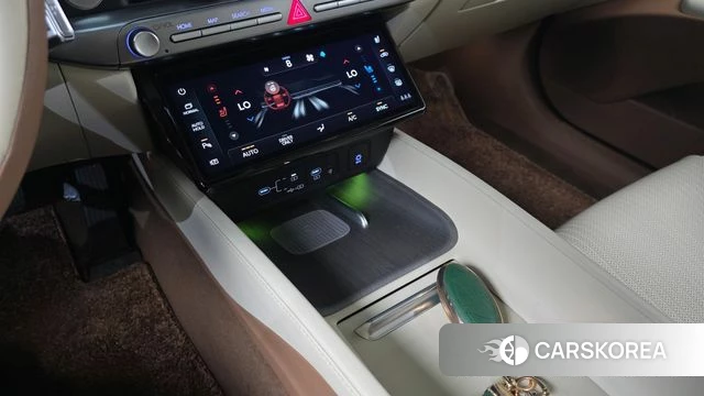 Hyundai Grandeur Hybrid (GN7) 2023 Белый из Кореи, фото 2