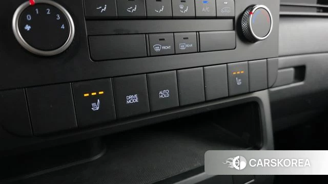 Hyundai Staria 2022 Белый из Кореи, фото 2