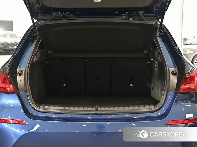 BMW 1 Series (F40) 2022 Синий из Кореи, фото 2