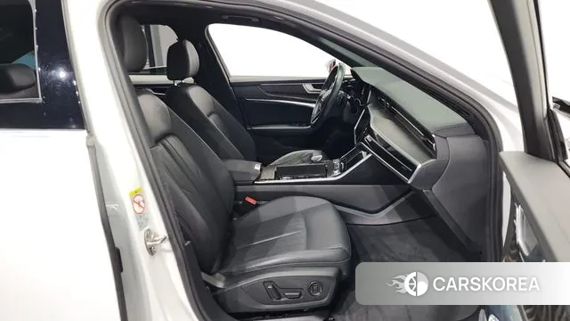 Audi A6 (C8) 2020 Белый из Кореи, фото 2