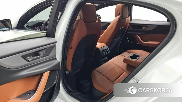 Jaguar XE 2020 Белый из Кореи, фото 2