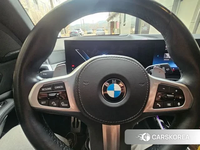 BMW X7 (G07) 2023 Черный из Кореи, фото 2