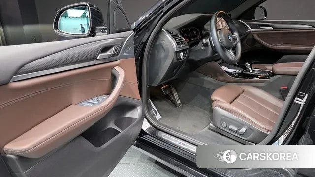 BMW X4 (G02) 2023 Черный из Кореи, фото 2