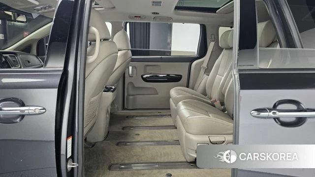 Kia The New Carnival 2018 Серый из Кореи, фото 2