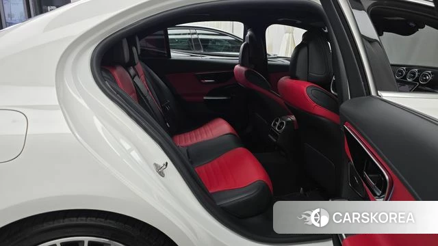 Mercedes-Benz C-Class W206 2023 Белый из Кореи, фото 2