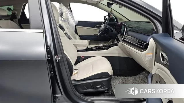 Kia Sportage 5th Generation Hybrid 2023 Серый из Кореи, фото 2