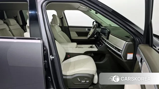 Hyundai Santa Fe (MX5) 2023 Серый из Кореи, фото 2