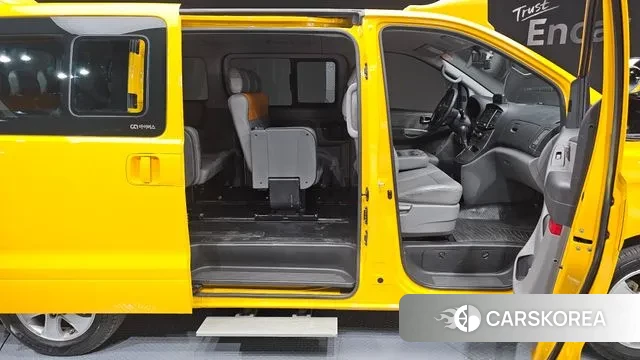 Hyundai The New Grand Starex 2020 Желтый из Кореи, фото 2