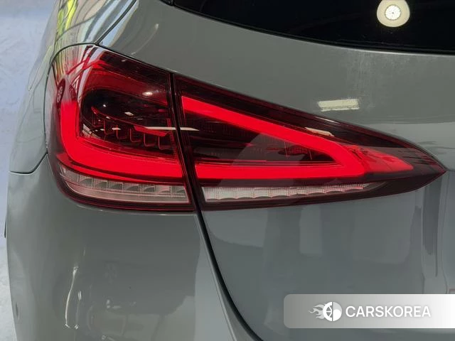 Mercedes-Benz Class A AMG (imported) 2023 Темно-серый из Китая, фото 2