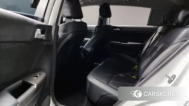 Kia Sportage 4th Generation 2018 Белый из Кореи, фото 2