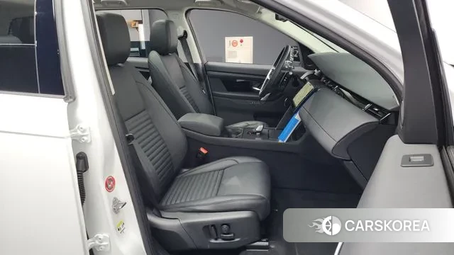 Land Rover Discovery Sports 2nd Generation 2025 Белый из Кореи, фото 2