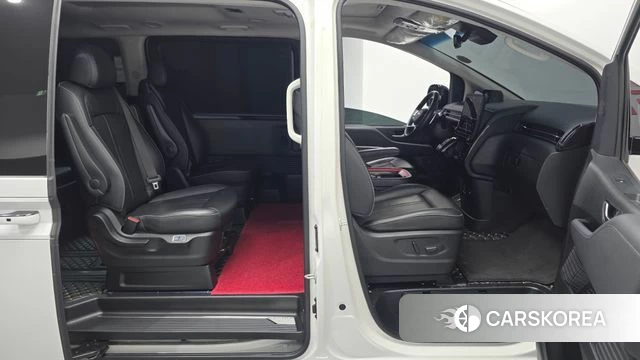 Hyundai Staria 2022 Белый из Кореи, фото 2