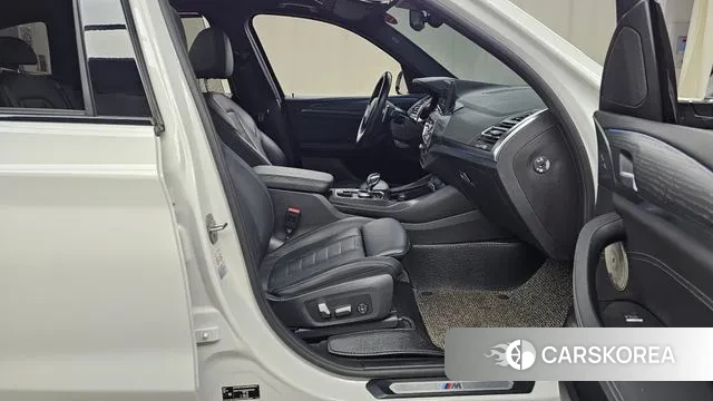 BMW X3 (G01) 2022 Белый из Кореи, фото 2