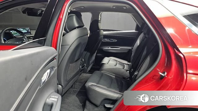 Genesis GV70 2022 Красный из Кореи, фото 2