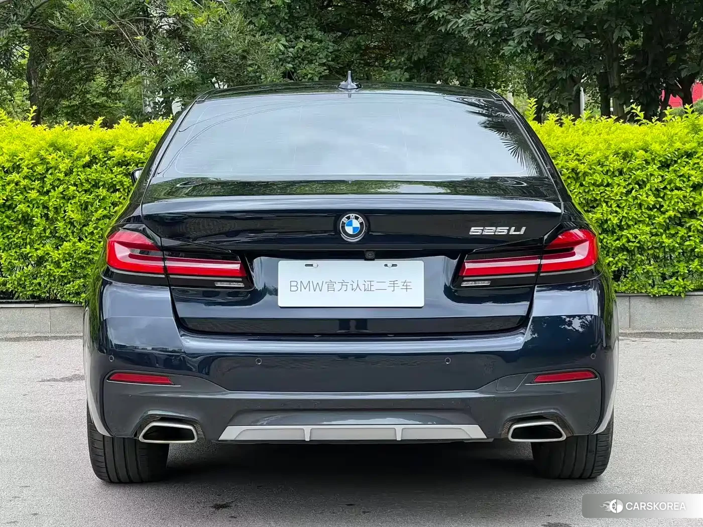 BMW 5 series 2023 Черный из Китая, фото 2