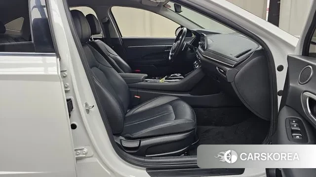 Hyundai Sonata (DN8) 2022 Белый из Кореи, фото 2