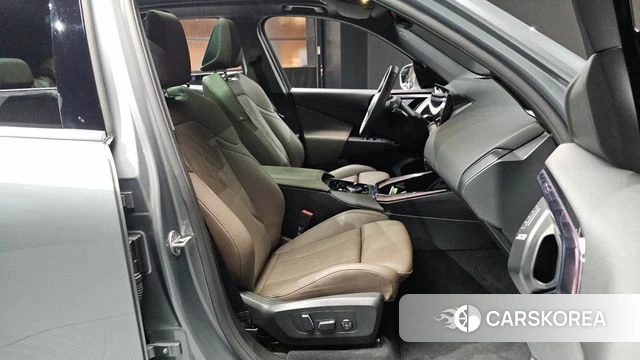 BMW X3 (G45) 2025 Серебристо-серый из Кореи, фото 2