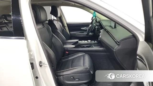 Genesis GV70 2023 Белый из Кореи, фото 2