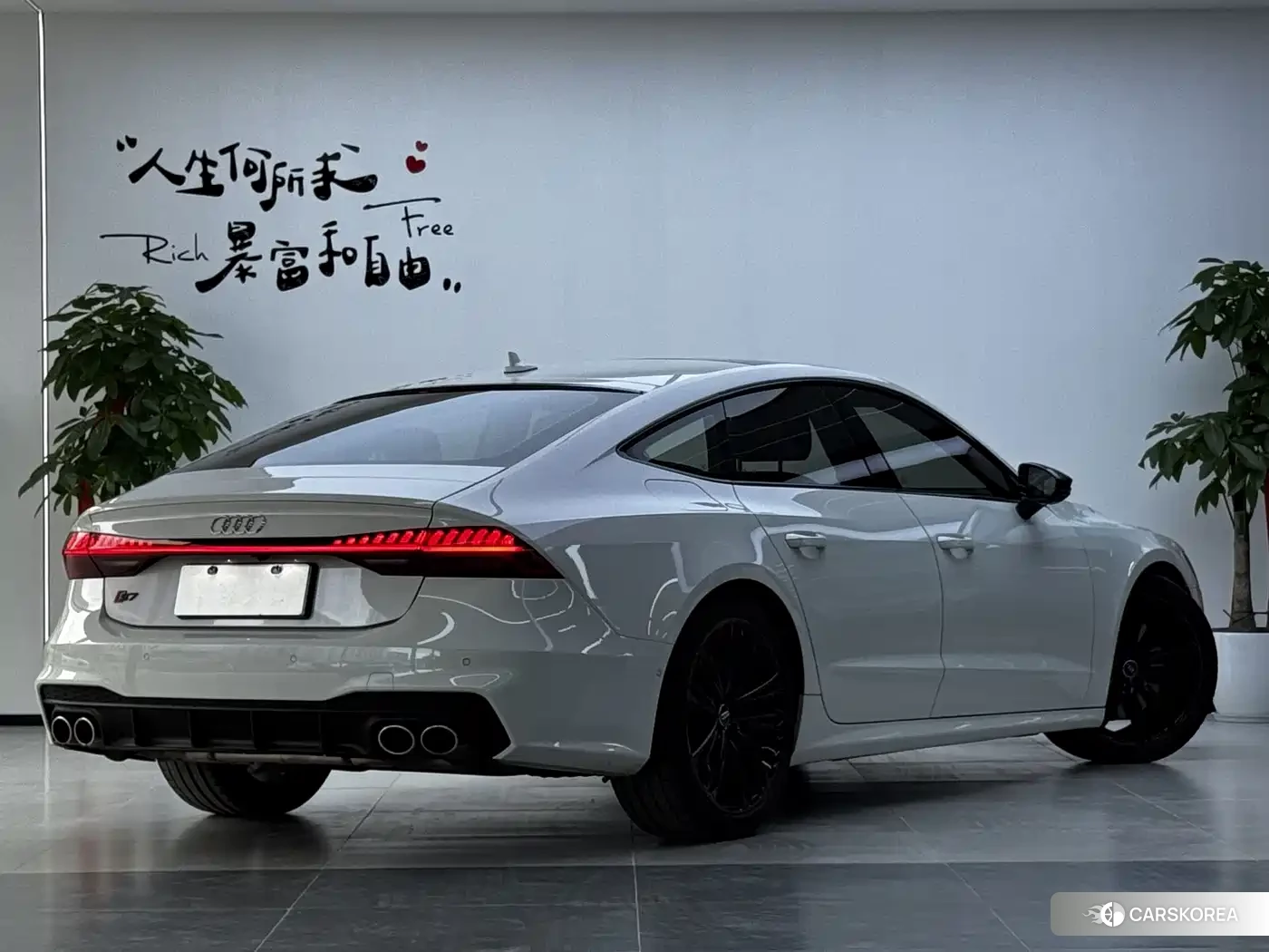 Audi A7 2019 Белый из Китая, фото 3