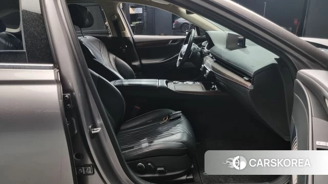 Genesis G80 (RG3) 2020 Серебряный из Кореи, фото 2