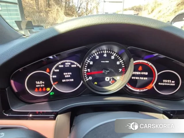 Porsche Cayenne (PO536) 2022 Жемчужный цвет из Кореи, фото 2