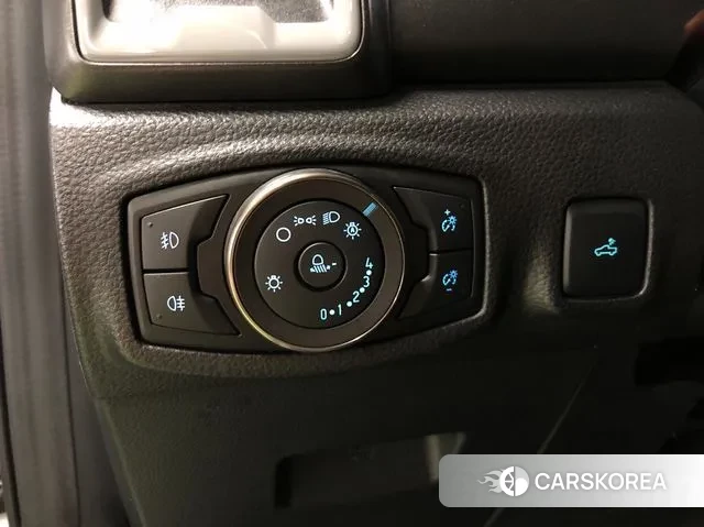 Ford Ranger 3rd Generation 2022 Белый из Кореи, фото 2