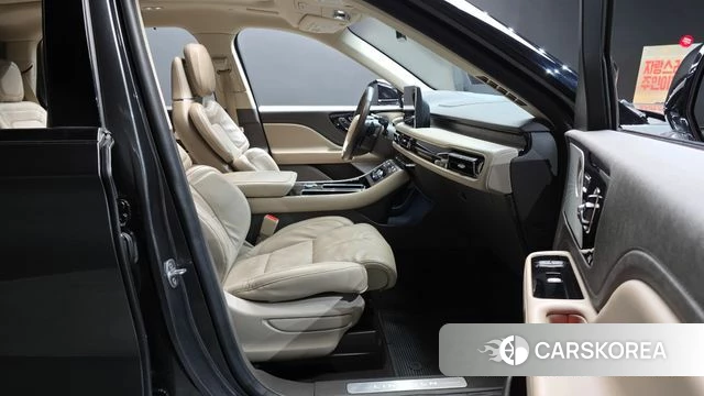 Lincoln Aviator 2nd generation 2020 Серый из Кореи, фото 2